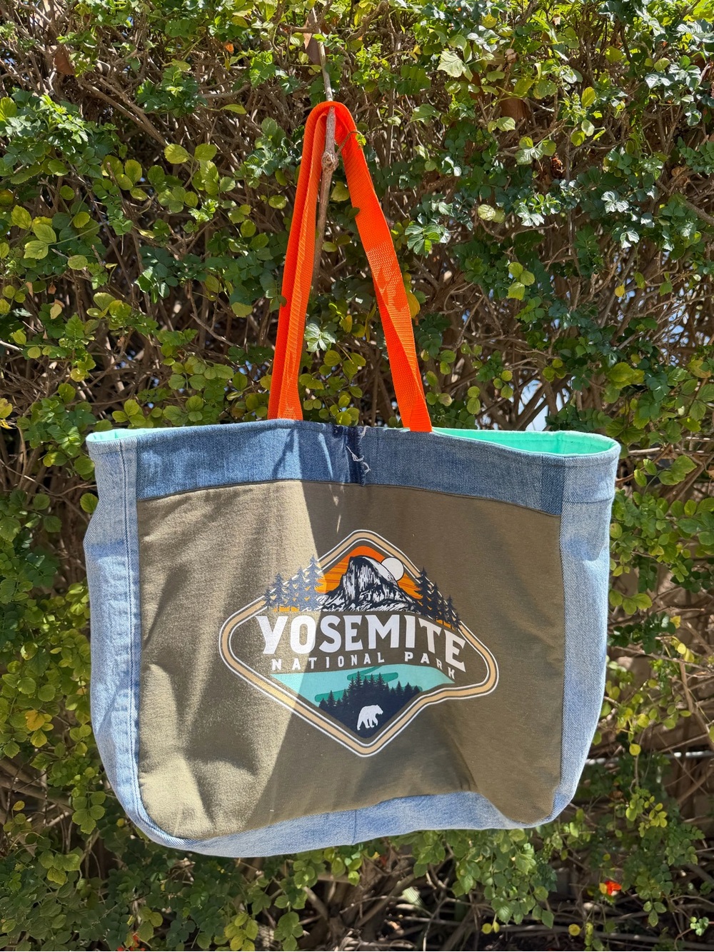 Yosemite National Park Tote